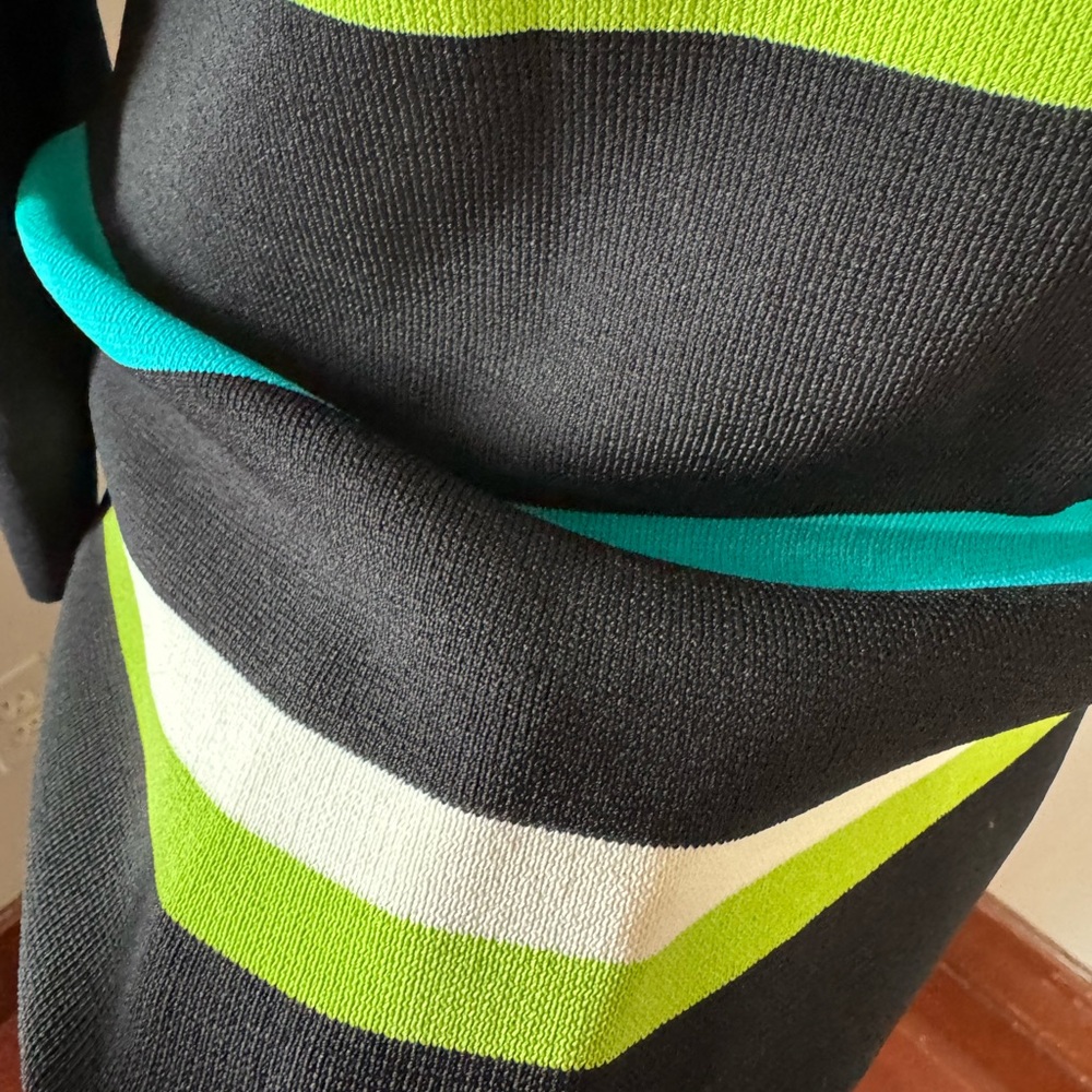 Cable & Gauge Black and Green Striped Long Sleeve Top - Picture 3 of 4